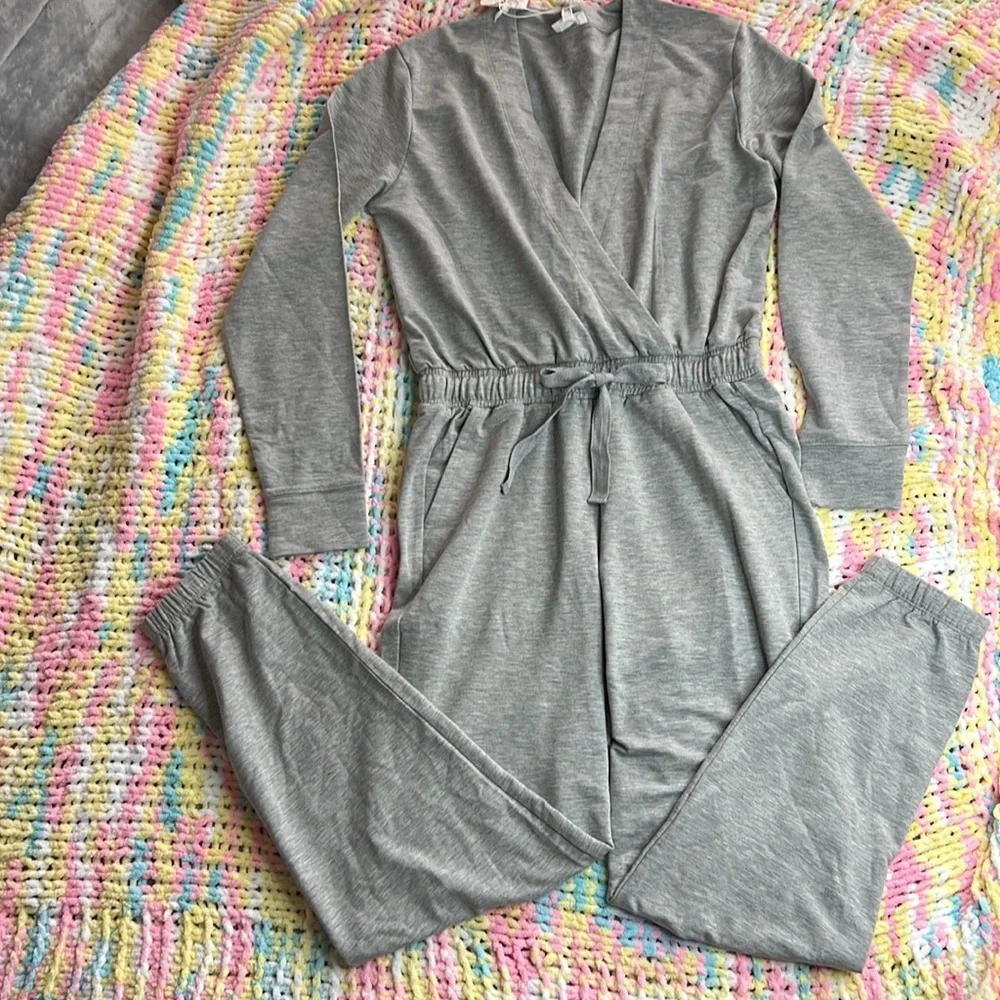 NWT Splendid x Cella Jane Supersoft Surplice Jumpsuit Gray Size Small - Picture 6 of 16